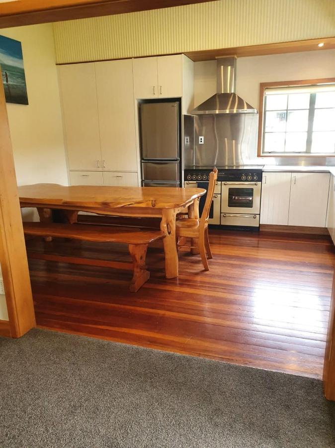 Ludstone Villa - A Charming Family Home Кайкура Екстериор снимка