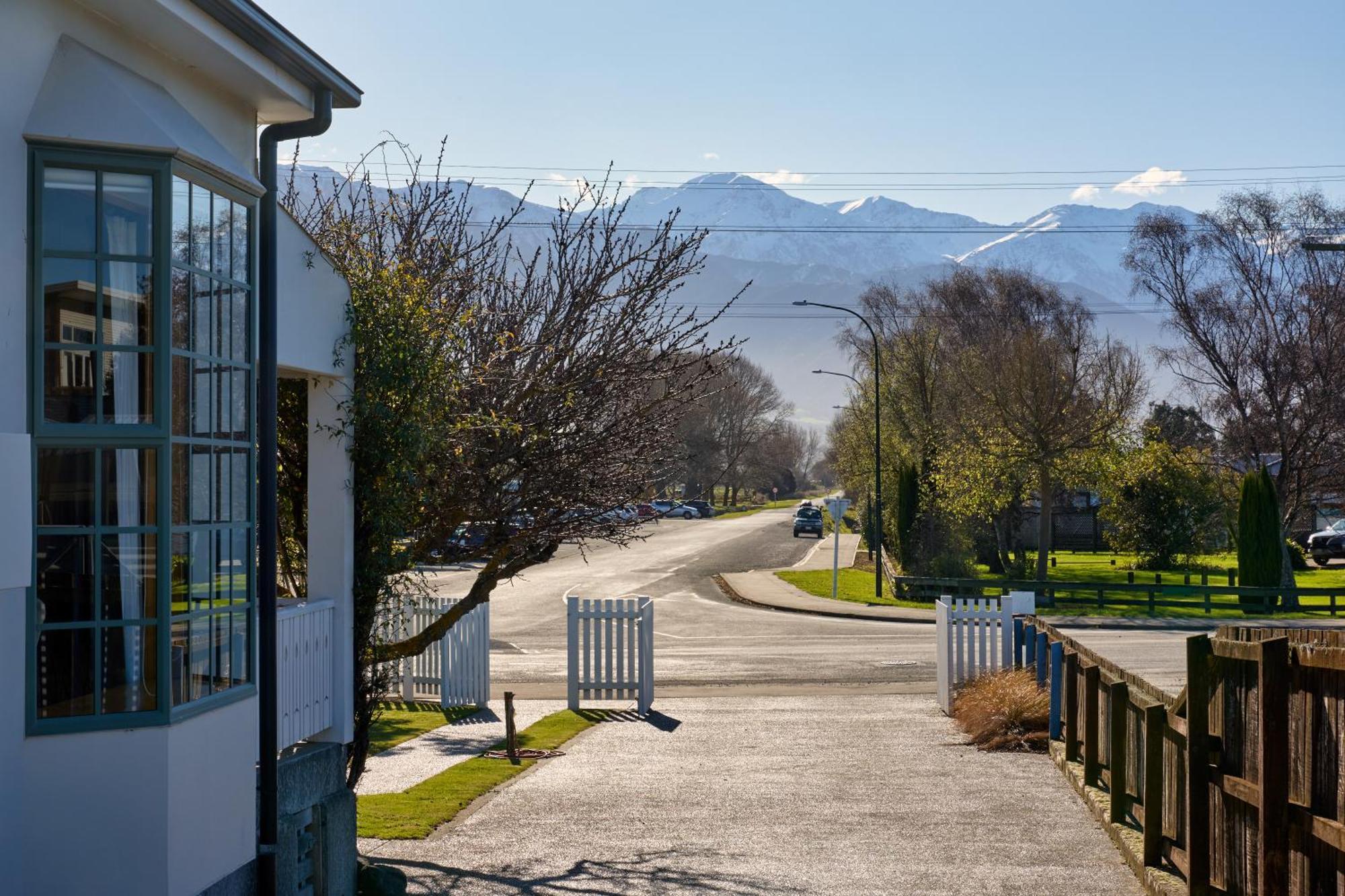 Ludstone Villa - A Charming Family Home Кайкура Екстериор снимка